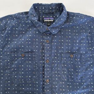 Patagonia Mens Shirt Navy Blue Hemp Organic Blend Dog Print Button Up Size M